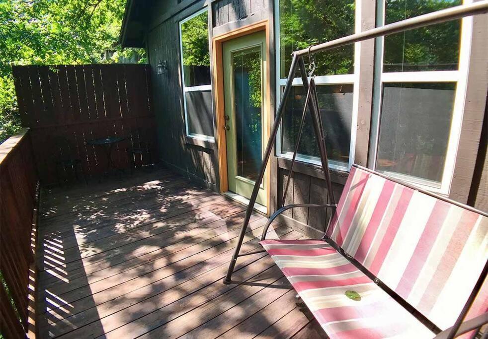 Chateau Treehouse #11 @ Oak Crest Cottages And Treehouses Eureka Springs Esterno foto